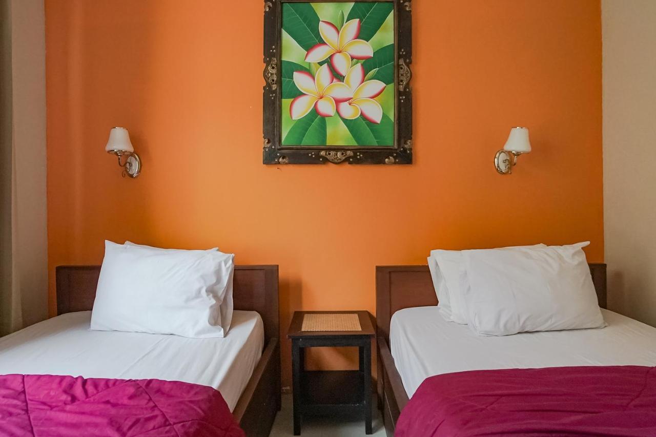 Taxa Uma Guest House Kuta Lombok Exterior foto